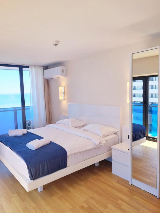 D Block Of New Luxurious Orbi City Batumi Zewnętrze zdjęcie