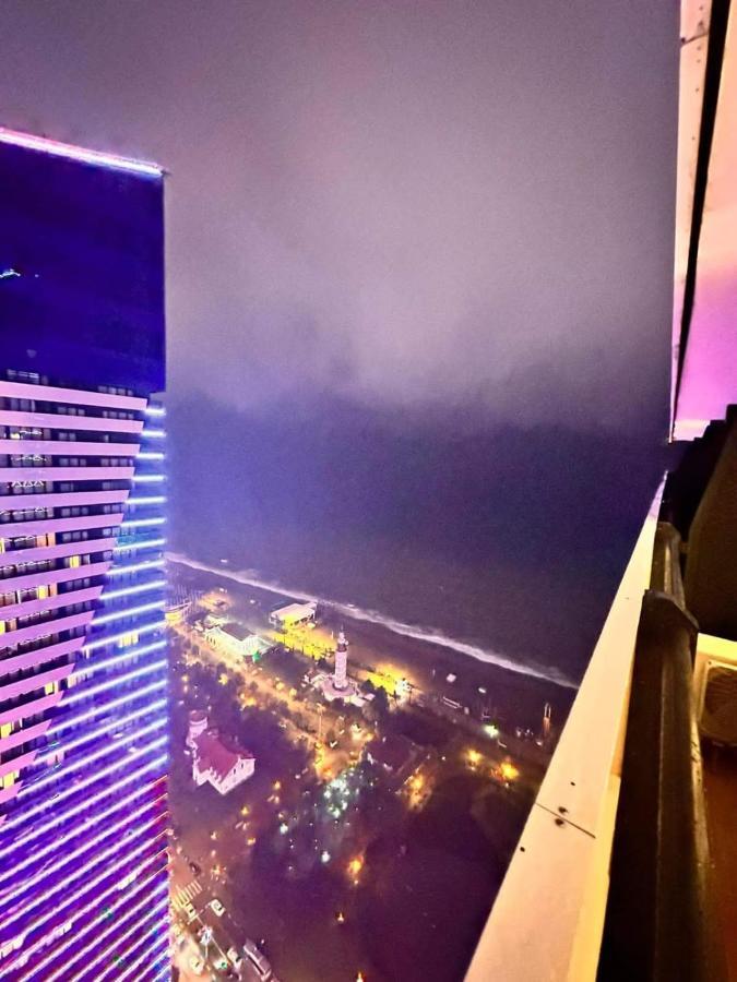 D Block Of New Luxurious Orbi City Batumi Zewnętrze zdjęcie